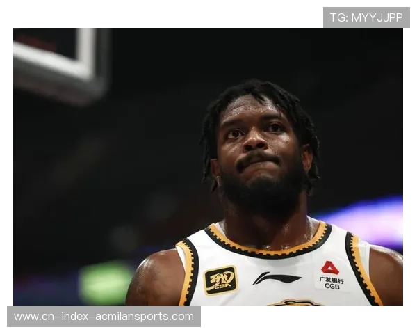 CBA 外援结束隔离第一时间训练