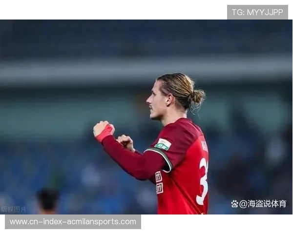 河南队快速反击势头强劲，仅用三秒渗透前场